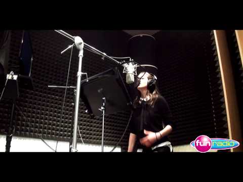 Zdenka Predná - Dýcham (live@Funradio)