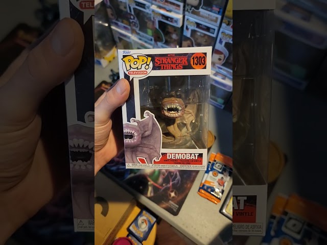 Vídeo relacionado con POP [Stranger Things - Demo-Bat [Temporada 4] Figura de vinilo Funko (incluye funda protectora de caja compatible), multicolor, 3.75 pulgadas