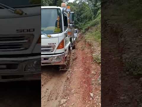 Por la Trocha a Magüi Payan Nariño #trucks #camiones #colombia #ruta #traileros #automobile