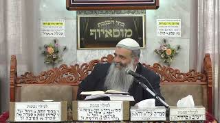 הרב שמעון זרביב   פרשת ויקהל   פקודי תשפו   מוסאיוף (בית הכנסת מוסאיוף) - התמונה מוצגת ישירות מתוך אתר האינטרנט יוטיוב. זכויות היוצרים בתמונה שייכות ליוצרה. קישור קרדיט למקור התוכן נמצא בתוך דף הסרטון