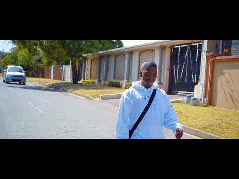 Mfana Kah Gogo - Iphupho (Official Music Video)