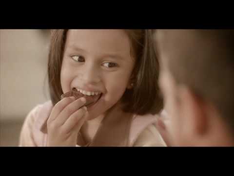 Munchee Chocolate Cream Biscuits - School commercial (E)