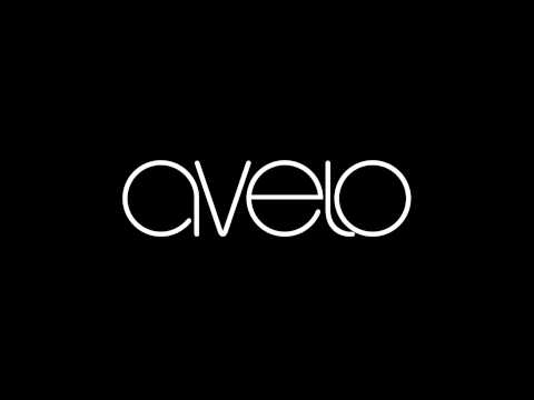 W&W & Ummet Ozcan Vs. Matthew Koma Vs. R3hab & Quintino - Chasing The Sparks (Avelo Mash-Up)