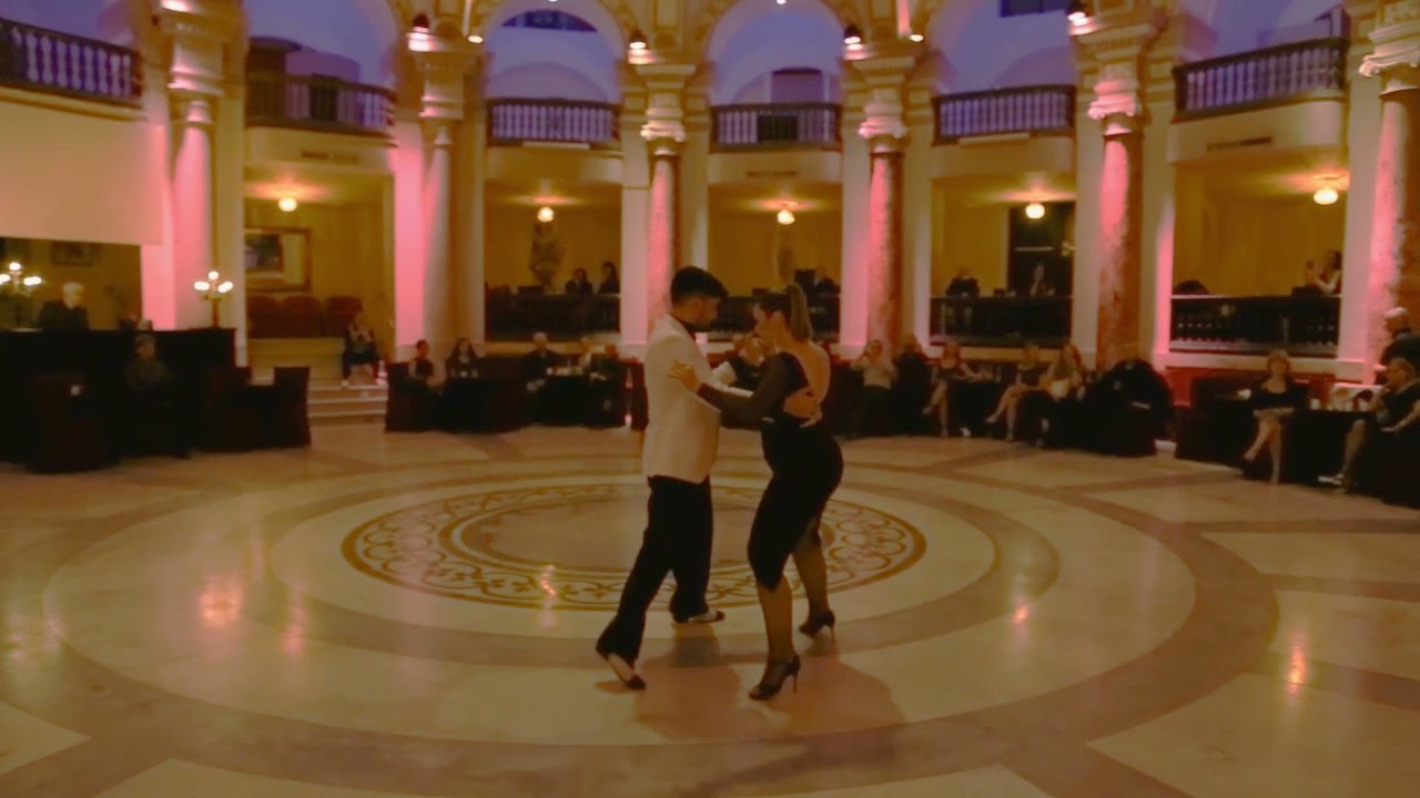 1 Ariadna Naveira & Fernando Sanches Amarroto