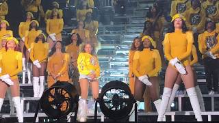 Beyoncé - Intro/Crazy In Love/Freedom/Lift Every Voice And Sing/Formation (Coachella Weekend 1)