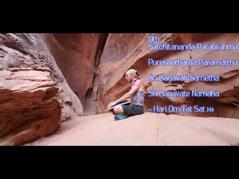 Singing Canyon Kirtan - Rav Vast G Pygmy