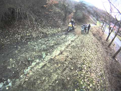 F650GS: Urcare la cetatea lui Gelu - Dabaca