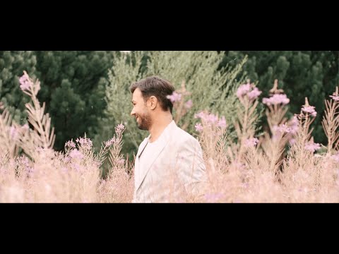 Yalın - Tatlıyla Balla (Official Video)