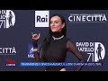 Arisa: trasparenze e spacchi audaci, il suo look di fa discutere - Vita in diretta 07/05/2026