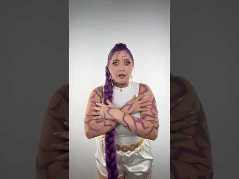 Paula's movie Friday 😱💜🗡️ do you know Kpop Demon Hunters??