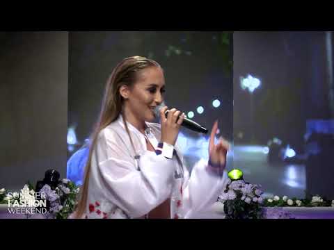 Summer Fashion Weekend (17.08) Дара - God is a Woman Cover / Чужди усмивки