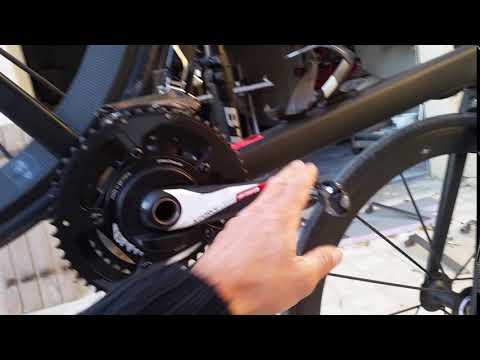 Power2max - Pédalier FSA K-Force Light axe 24 mm desserré