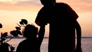 The Weepies - &quot;Sirens&quot; [mini clip]