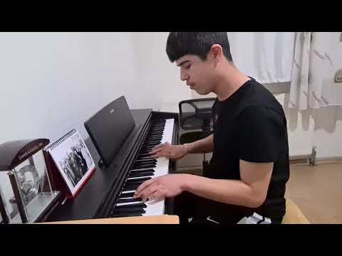 Türk marşı piyano (Kubilay Özbek)