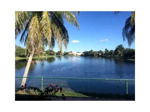 8453 SW 161 PL,Miami,FL 33193 House For Sale