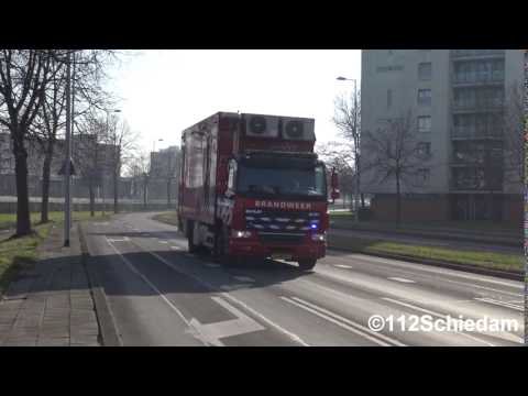 Brandweer Barendrecht VC 17-9997 + MCU 17-9996 naar een GRIP 1 in Rotterdam
