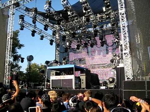 Cosmic Gate play their remix of inside of me and not enough time at EDC 09