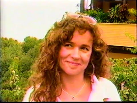 Celebrity Outdoors - Nicolette Larson in Tahiti (1987)
