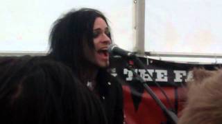 Accoustic version of Final Sleep by the Defiled@Sonisphere,Knebworth 2011