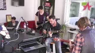 The Intersphere - Walk On Broken Glass (Akustikversion)