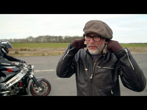 Henry Cole with Zef's MADMAX Turbine bike on the Bike show