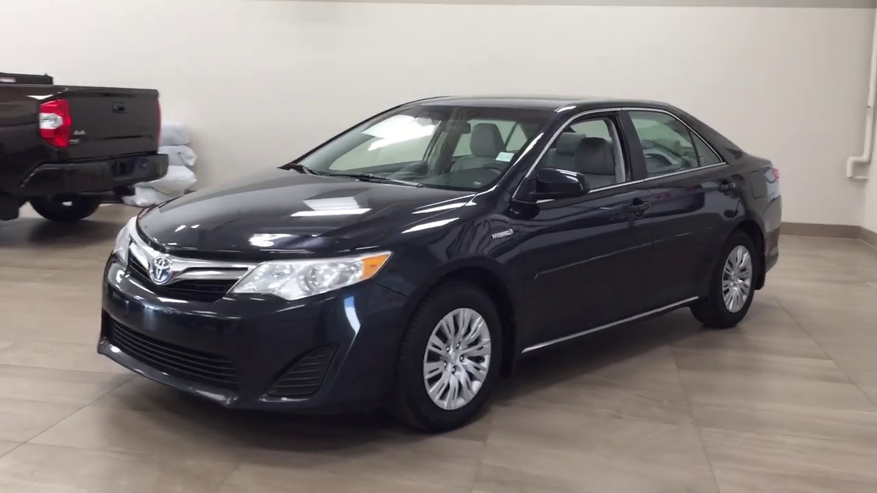 2012 Toyota Camry Hybrid LE Review