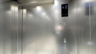 【OTIS特注】Apple 丸の内 OTISエレベーター