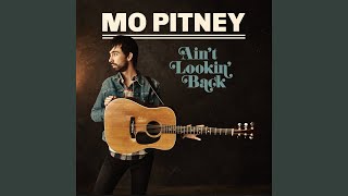 Mo Pitney Looks Like Rain