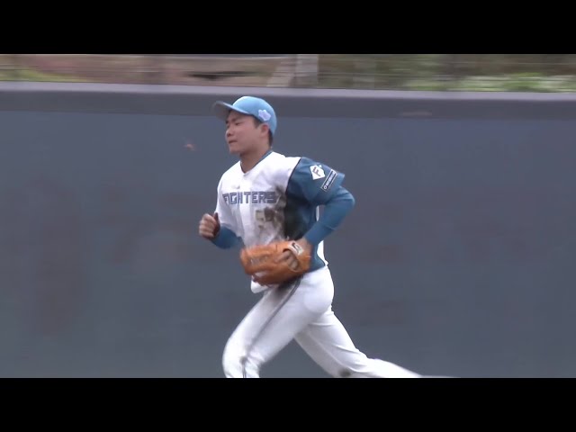 【ファーム】華麗な横っ飛び!! ファイターズ・山縣秀 抜けそうな当たりを好捕するファインプレー!! 2025年8月9日 北海道日本ハムファイターズ 対 読売ジャイアンツ