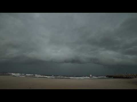 Wał szkwałowy (Arcus) Łeba 22.09.2018r.