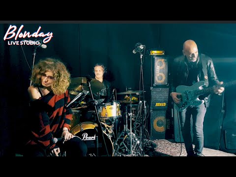 Stronger Than Me - Amy Winehouse | Blonday [cover]  Voice, Drum and Bass