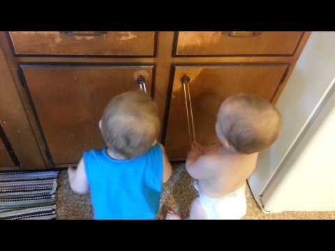 Funny kid videos - Rubber band Babies