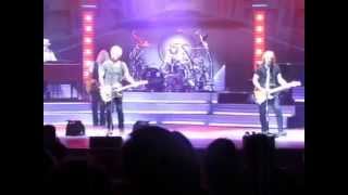 REO SPEEDWAGON (LISTEN TO HER HEART) tom petty cover JACKSONVILLE 2015