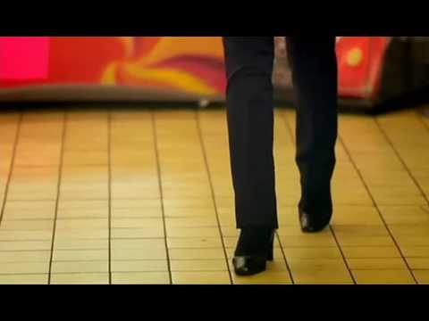 Kid Cudi vs Crookers   Day 'N' Nite 2009