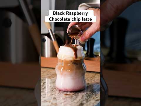 Black Raspberry Chocolate Chip Latte! #icedlatte #icecoffee #latterecipe #homebarista