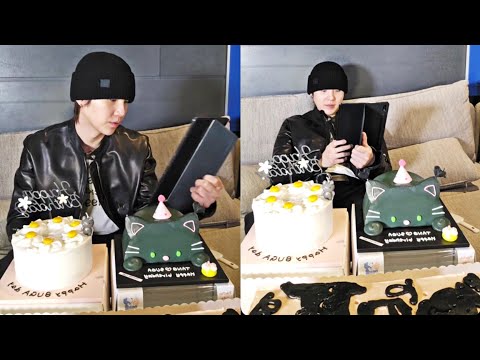 LIVE 🔴 BTS Suga Weverse LIVE Today 🎂 Suga Birthday Weverse LIVE Today 💜 BTS Suga Weverse LIVE 💜 #bts