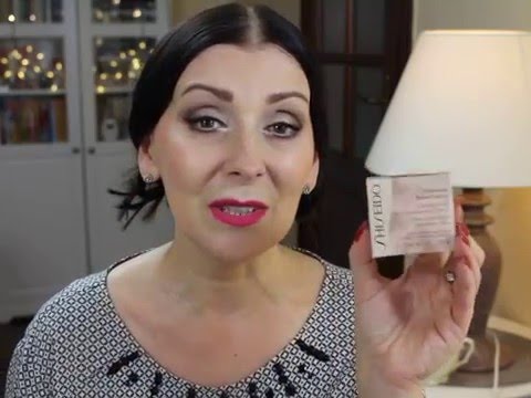 Olejek ylang-ylang włosów łupież Jak zrobić maskę dla żelu do włosów
