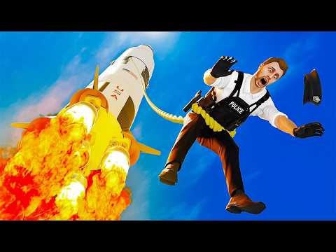 Invisible Man Attaching Rockets To Cops In GTA 5 RP