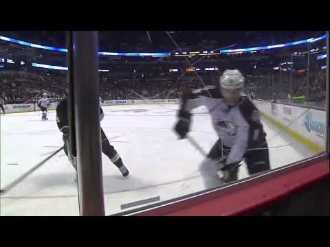 Ryan Getzlaf drills Jan Hejda HD