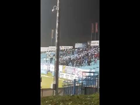 EXTRAKLASA mecz Wisła P.- Arka G 2017 Wszyscy wstają i śpiewają kibice Wisełki