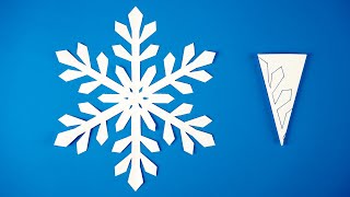 Easy Paper Snowflakes | How to make snowflakes out of paper | Christmas Decoration Ideas