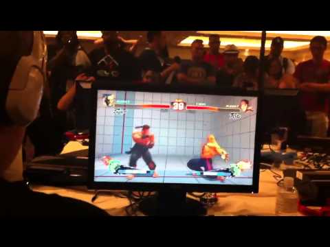 Evo 2013 Pools SSF4: AE 2012 RPD Weaksauce vs Laugh