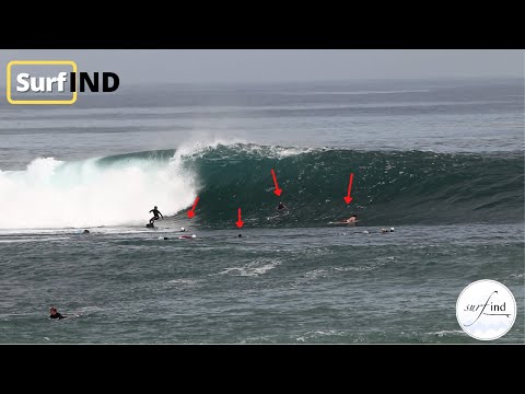 How to handle the crowded in front of big wall, wave of the day Padang-Padang, Aug 31st, Bali surf