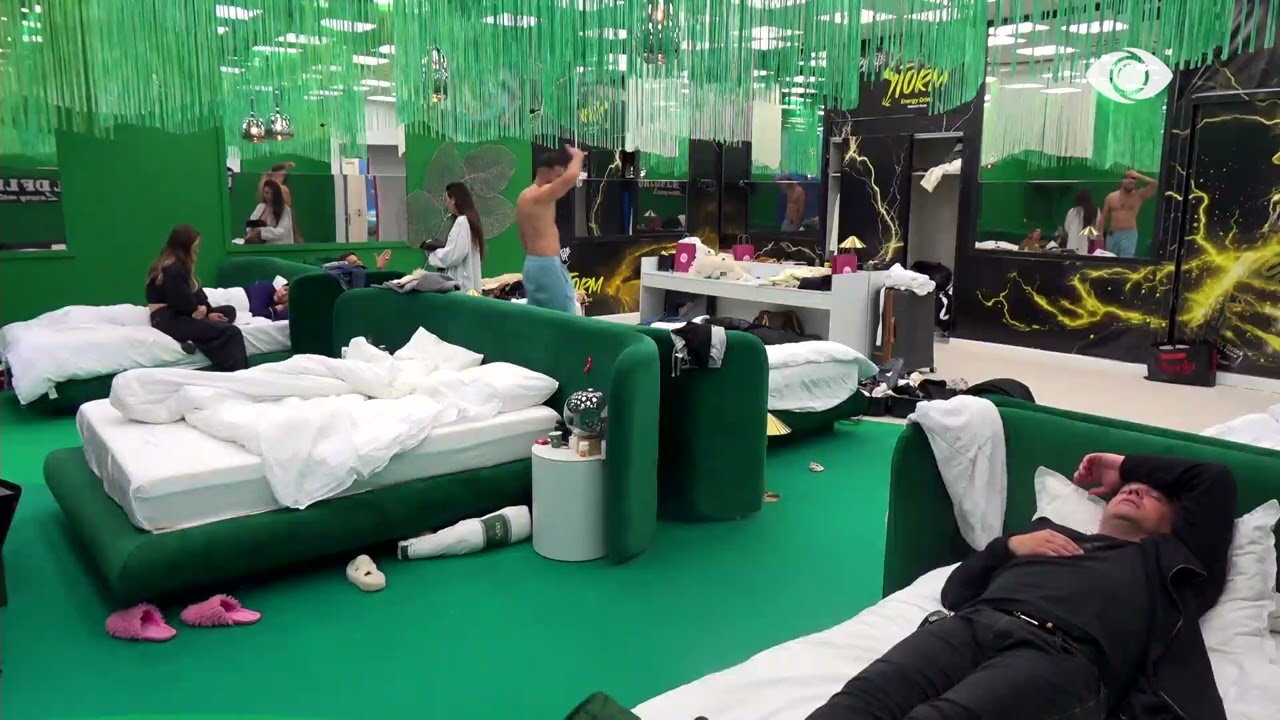 “I thashë për Olën…”/ Gerta diskuton me banorët për çmimet e sfilatës, Valbona: Unë fola me Laertin…