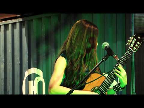 Flight - Live Looping