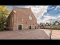 Stemmen in de kerk op Urk