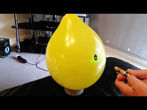 Balloon pop with 1mw green laser pointer
