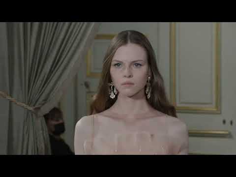 Giorgio Armani Privé - Desfile Outono Inverno 21-22