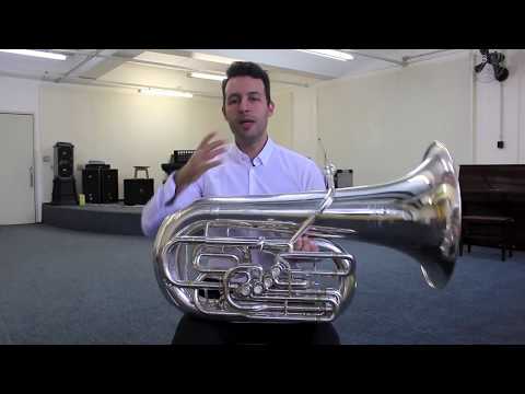 02-Postura para tocar Tuba