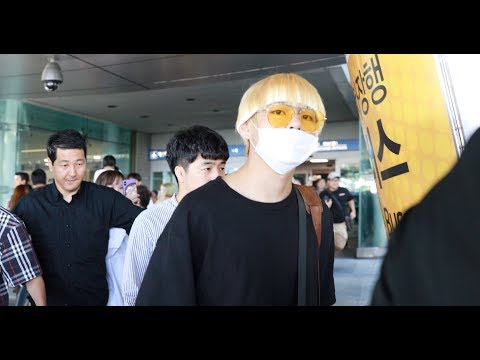 180806 방탄소년단(BTS) 뷔(김태형), '금송이같은 귀여운 만찢남 태태가 왔어!'(인천공항 입국)
